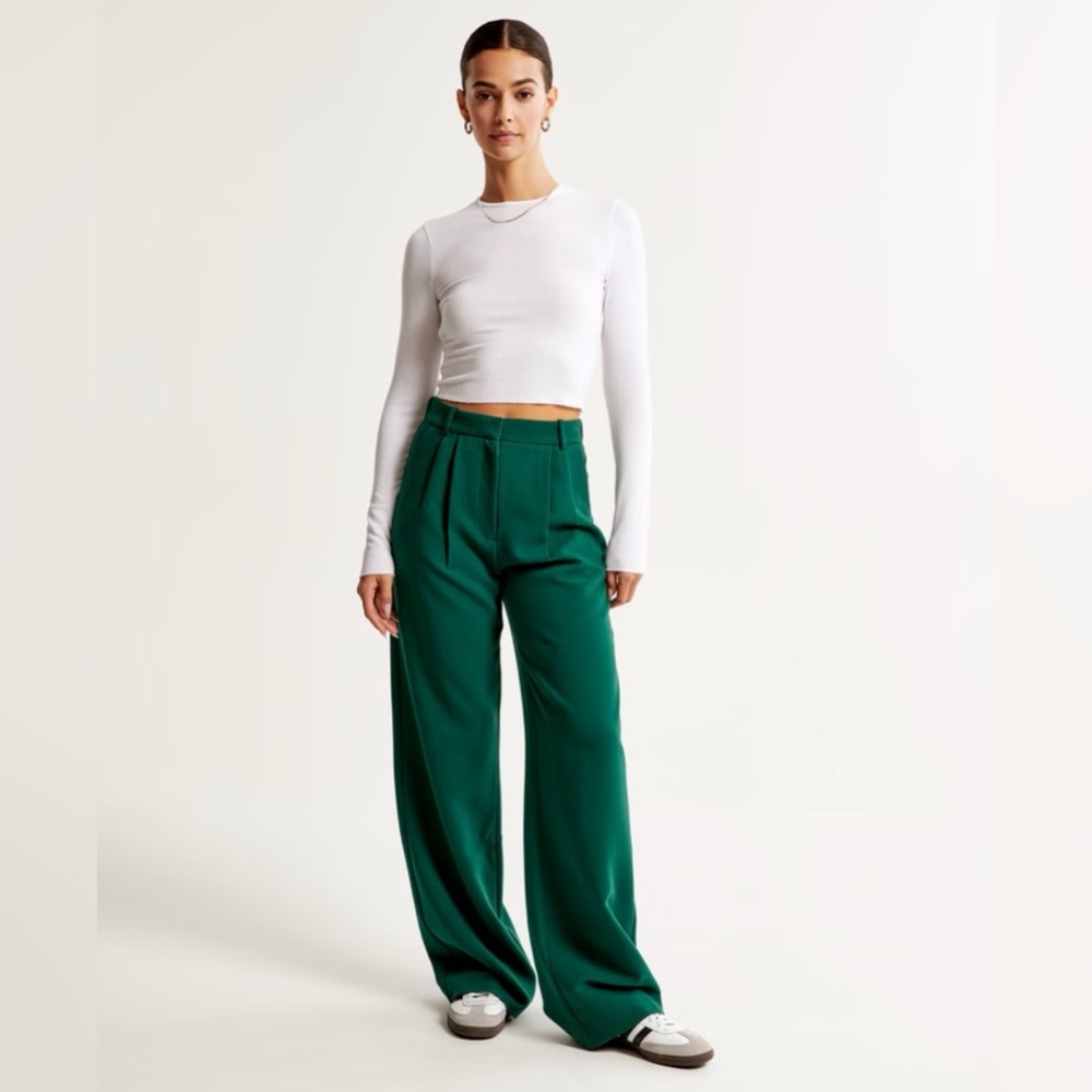 Abercrombie & Fitch Sloane Curve Love Green Wide-Leg Trousers Short Length